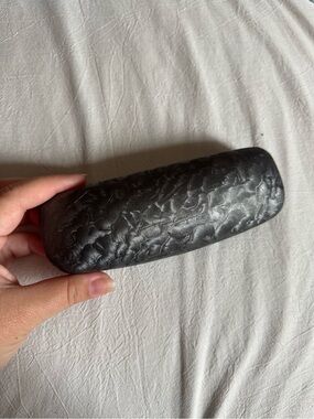 Diva Black Textured Sunglasses Case